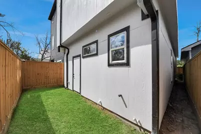 2711 Delano Street, Houston, TX 77004 - Photo 31