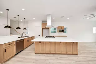 2711 Delano St, Houston, TX 77004 - Photo 25