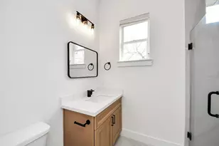 2711 Delano St, Houston, TX 77004 - Photo 21