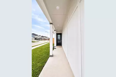 5422 Holly Haven Court, Fulshear, TX 77441 - Photo 3