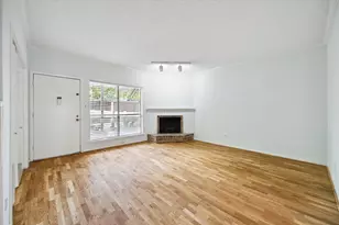 1100 Augusta Dr, Houston, TX 77057 - Photo 5