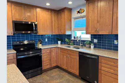 16527 Frances Drake Road, Jamaica Beach, TX 77554 - Photo 11