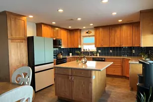 16527 Frances Drake Rd, Jamaica Beach, TX 77554 - Photo 9