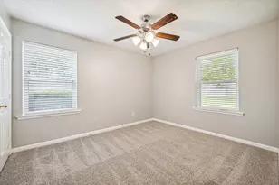 3613 Lazy Spring Dr, Houston, TX 77080 - Photo 17