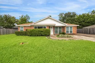 3613 Lazy Spring Dr, Houston, TX 77080 - Photo 1
