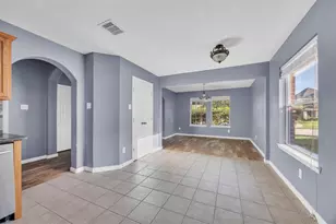 10514 Lauren Creek Dr, Baytown, TX 77523 - Photo 7