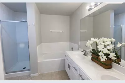 17150 Summer Hollow Drive, Sugar Land, TX 77498 - Photo 7