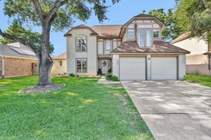 1417 S Heron Dr, Seabrook, TX 77586 - Photo 1