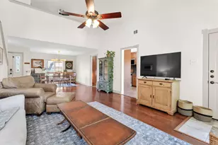 1417 S Heron Dr, Seabrook, TX 77586 - Photo 9