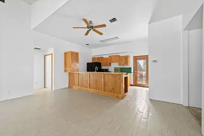 1043 Military Drive, Canyon Lake, TX 78133 - Photo 7