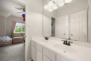 10502 Landsdowne Pointe Dr, Spring, TX 77379 - Photo 29