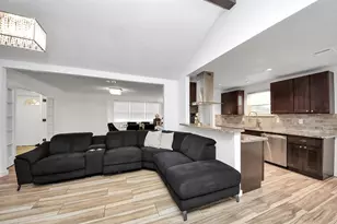 12219 Monticeto Ln, Meadows Place, TX 77477 - Photo 15