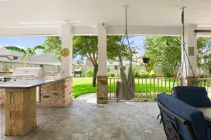 15214 Walden Park Ct, Houston, TX 77049 - Photo 43