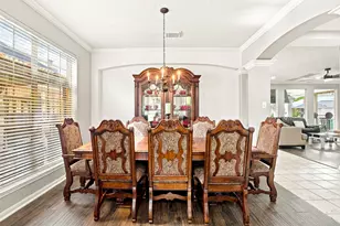 15214 Walden Park Ct, Houston, TX 77049 - Photo 9