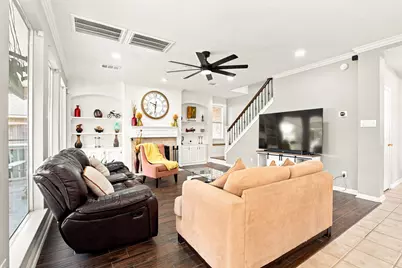 15214 Walden Park Court, Houston, TX 77049 - Photo 15