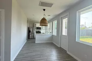4923 Higgins St St, Houston, TX 77033 - Photo 3