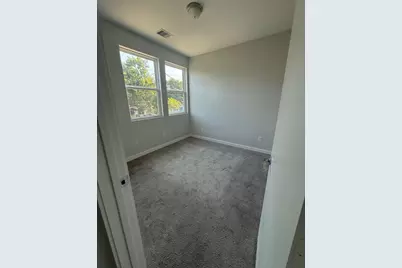 4923 Higgins St Street, Houston, TX 77033 - Photo 13
