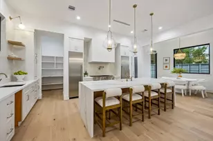 1202 W Drew, Houston, TX 77006 - Photo 17