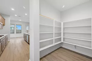 2711 Ametrine Dr, Iowa Colony, TX 77583 - Photo 23