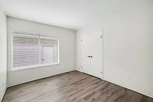 1723 Linfield Way, Houston, TX 77058 - Photo 17