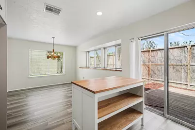 1723 Linfield Way, Houston, TX 77058 - Photo 3