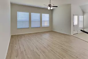 19215 Mustang Pointe Ln, Richmond, TX 77407 - Photo 7