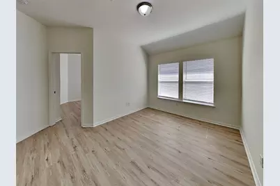 19215 Mustang Pointe Lane, Richmond, TX 77407 - Photo 5