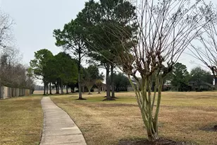 674 Fountain View Ln, League City, TX 77573 - Photo 35