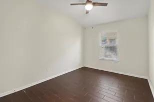 674 Fountain View Ln, League City, TX 77573 - Photo 17