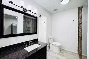 2323 Augusta Dr, Houston, TX 77057 - Photo 11