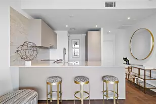 1701 Hermann Dr, Houston, TX 77004 - Photo 3