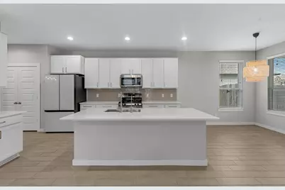 1907 Scarlet Yaupon Way, Conroe, TX 77301 - Photo 3