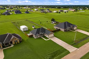 1131 Appaloosa Cir, Angleton, TX 77515 - Photo 37