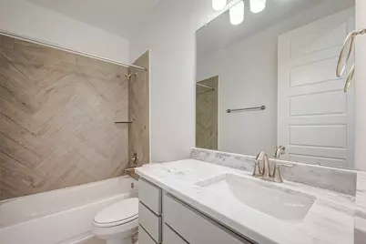 3007 Golden Isle Drive, Texas City, TX 77568 - Photo 23