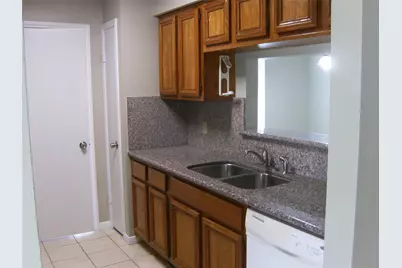 1714 Rebecca Lane, Conroe, TX 77301 - Photo 5