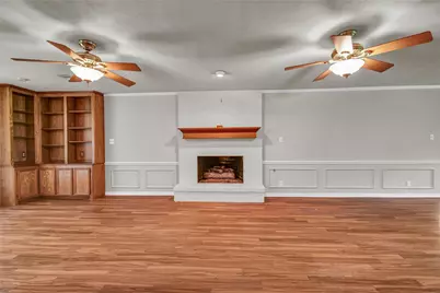 235 S Amherst Drive, West Columbia, TX 77486 - Photo 5