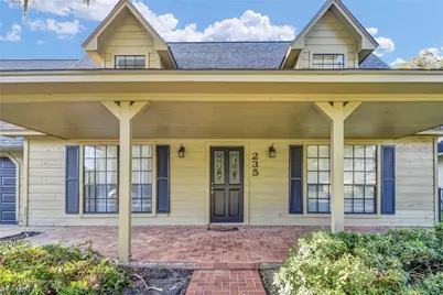 235 S Amherst Drive, West Columbia, TX 77486 - Photo 3
