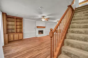 235 S Amherst Dr, West Columbia, TX 77486 - Photo 9