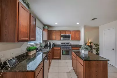 1015 Honeysuckle Vine Drive, Rosenberg, TX 77469 - Photo 1
