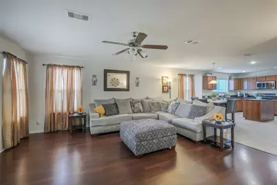 1015 Honeysuckle Vine Drive, Rosenberg, TX 77469 - Photo 7