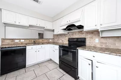 14511 Sequoia Bend Boulevard, Houston, TX 77032 - Photo 11