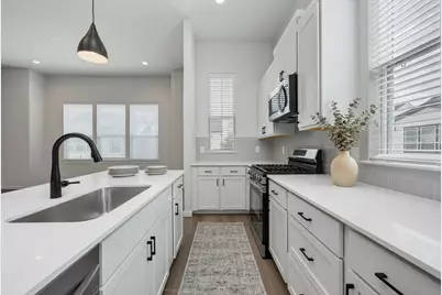 9803 Fulton Park Lane, Houston, TX 77076 - Photo 7