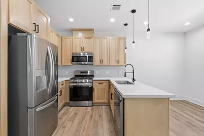 8805 Parkway Drive, Houston, TX 77088 - Photo 7