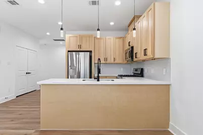 8805 Parkway Drive, Houston, TX 77088 - Photo 5