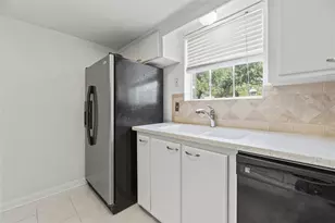 12419 Dermott Dr, Houston, TX 77065 - Photo 17