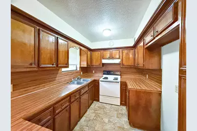 6304 Fm 1374, New Waverly, TX 77358 - Photo 5