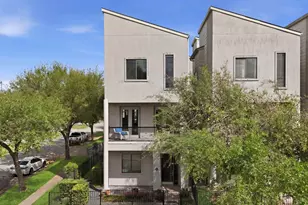 629 W 8th St, Houston, TX 77007 - Photo 1