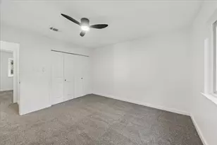 85 Yewleaf Dr, The Woodlands, TX 77381 - Photo 19