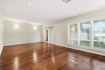9811 Greenwillow Street, Houston, TX 77096 - Photo 7
