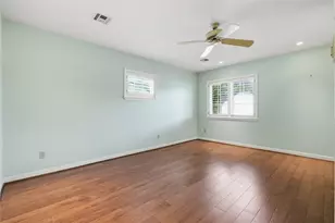 9811 Greenwillow St, Houston, TX 77096 - Photo 29